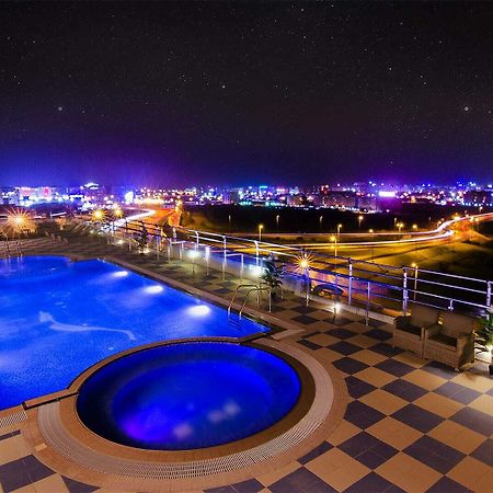 Al Murooj Grand Hotel Маскат Екстериор снимка
