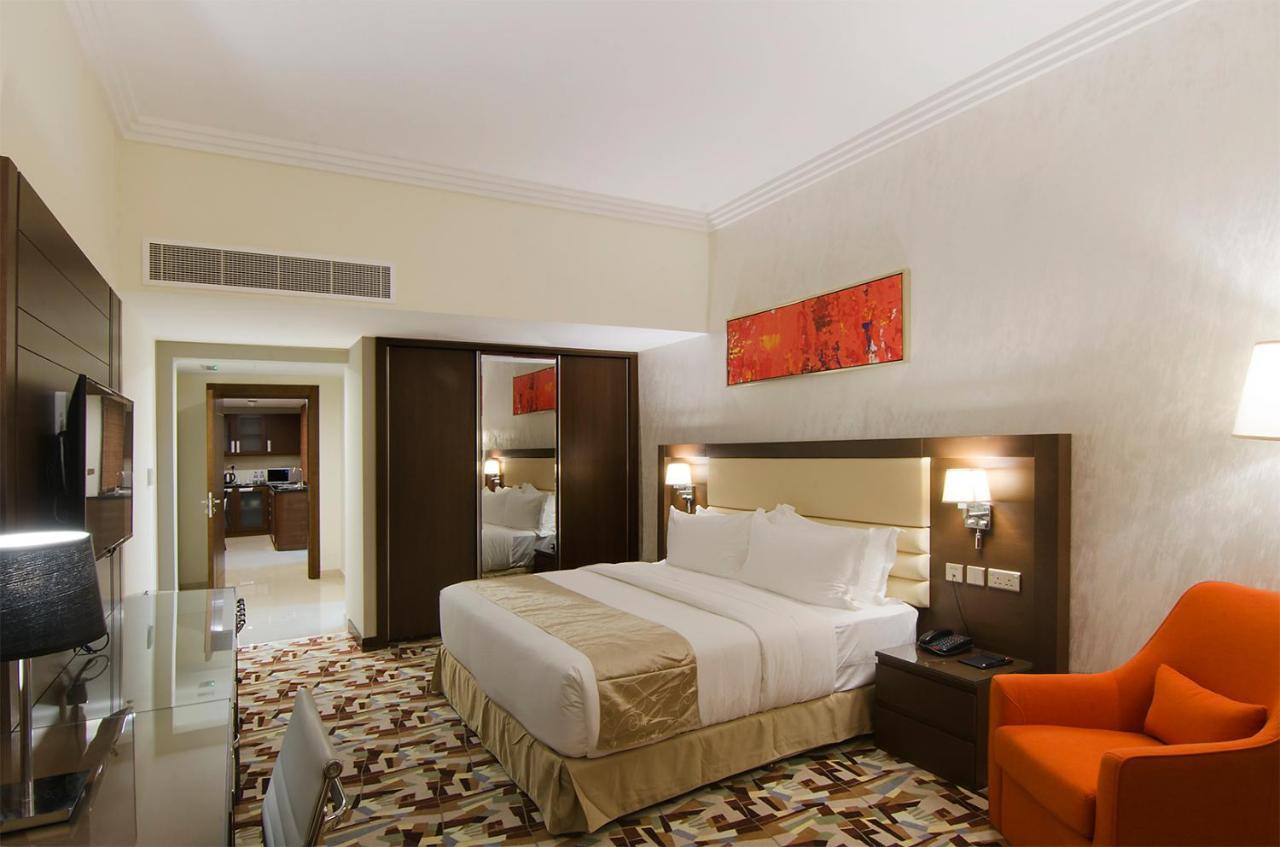 Al Murooj Grand Hotel Маскат Екстериор снимка